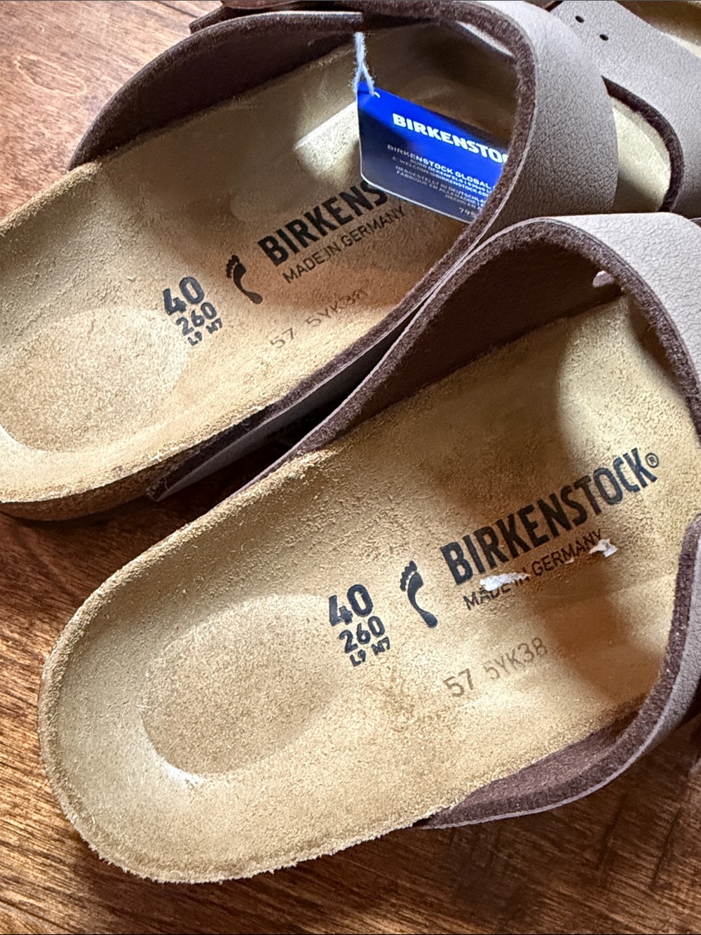 Birkenstock Leather Arizona Slide Sandal, Mocha, size 9 - Picture 4 of 9